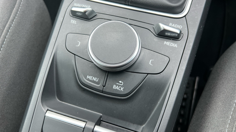 Audi Q2 1.6 TDI SE 5dr Diesel Estate